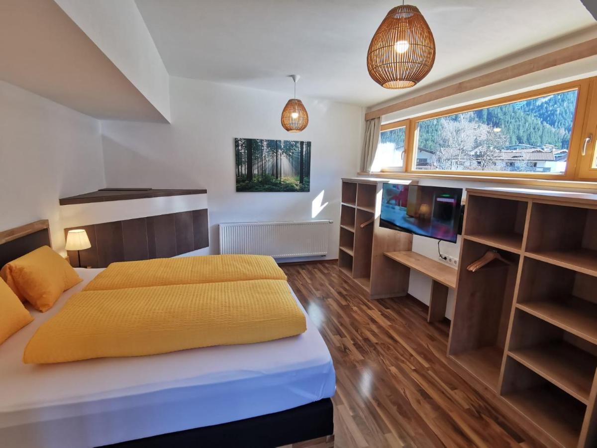 Haus Viktoria Apartamento Mayrhofen Exterior foto