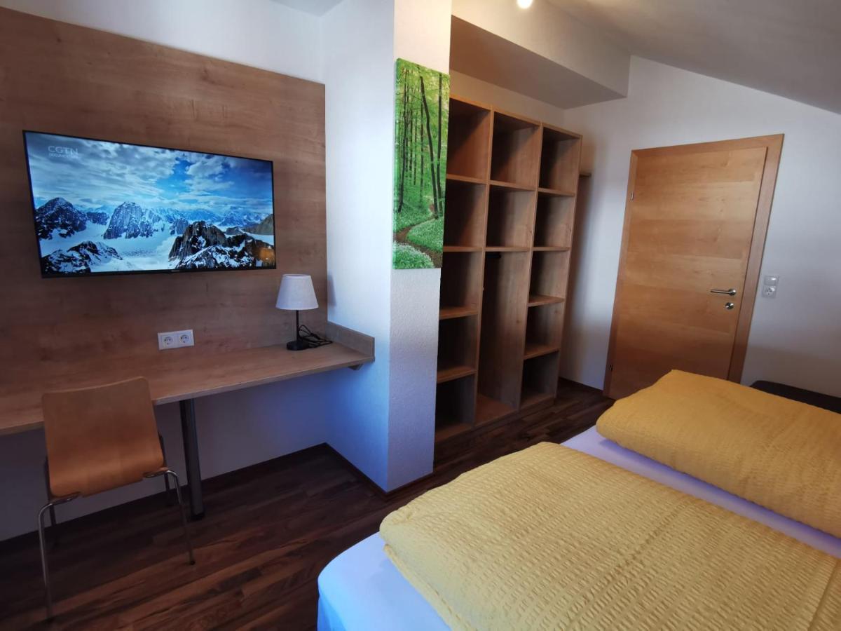 Haus Viktoria Apartamento Mayrhofen Exterior foto